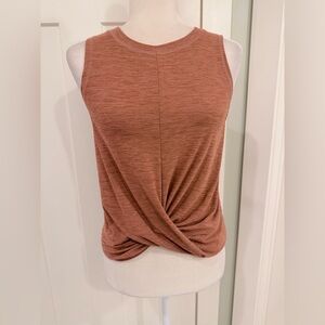 Old Navy Active Breath On Top